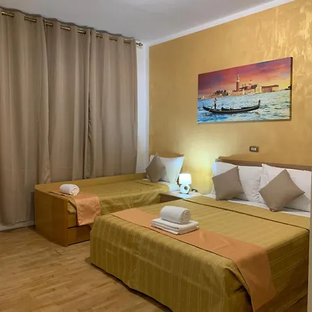 Privatunterkunft Venice House Mestre