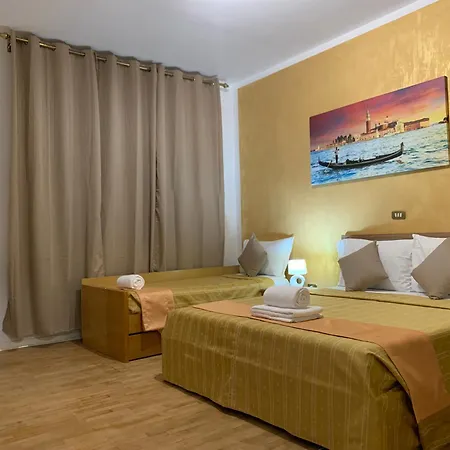 Privatunterkunft Venice House Mestre